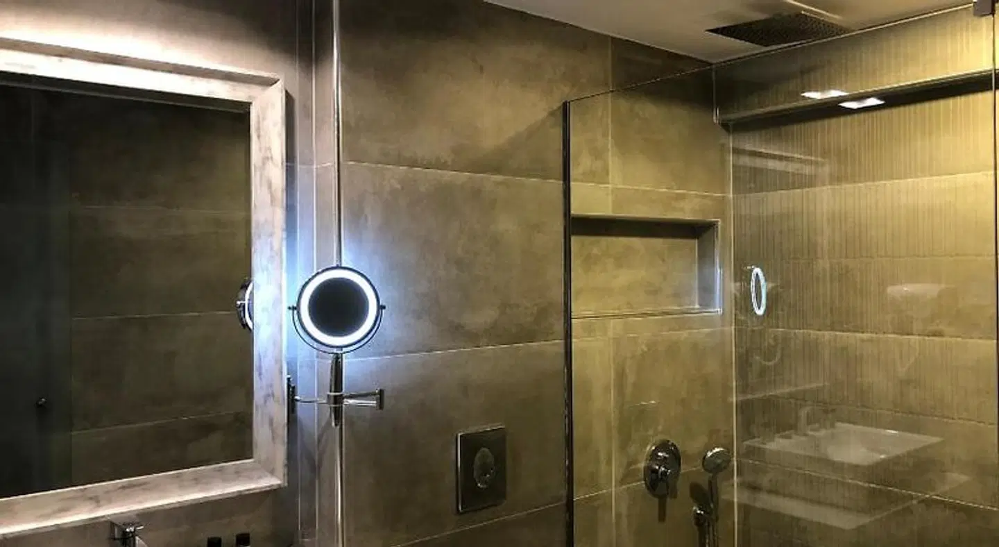 Mirtilos Studios & Apartments Badezimmer
