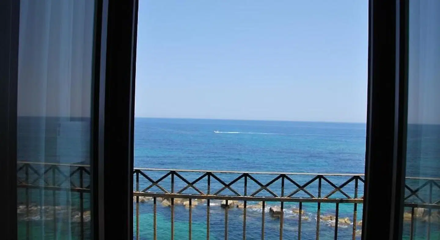 Domus Mariae Albergo Terrasse