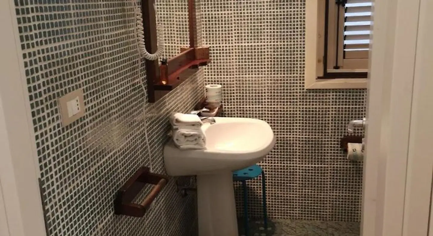 Borgo Marino Petit Resort Badezimmer