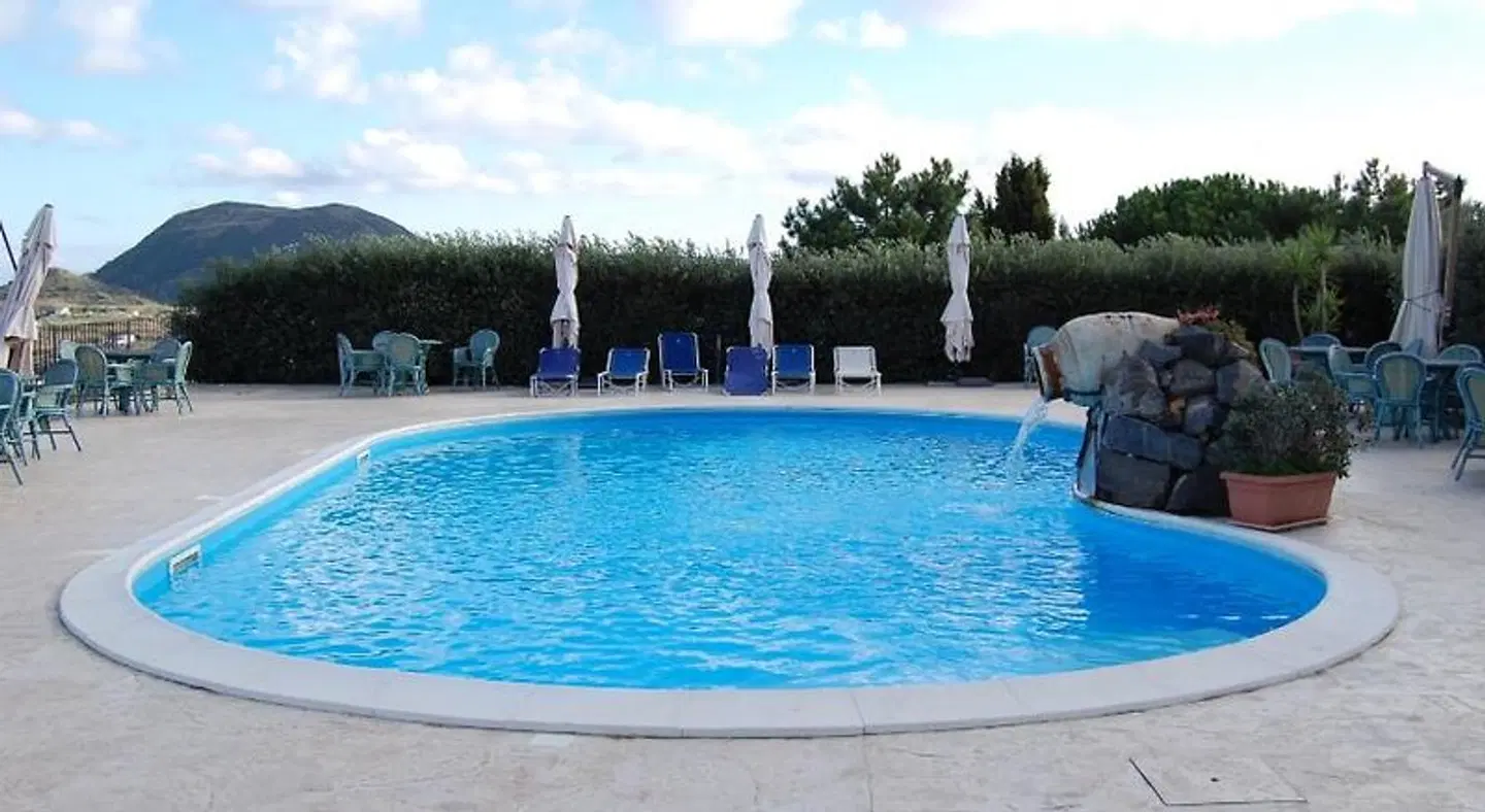 Eolian Residence OUTDOOR_POOL