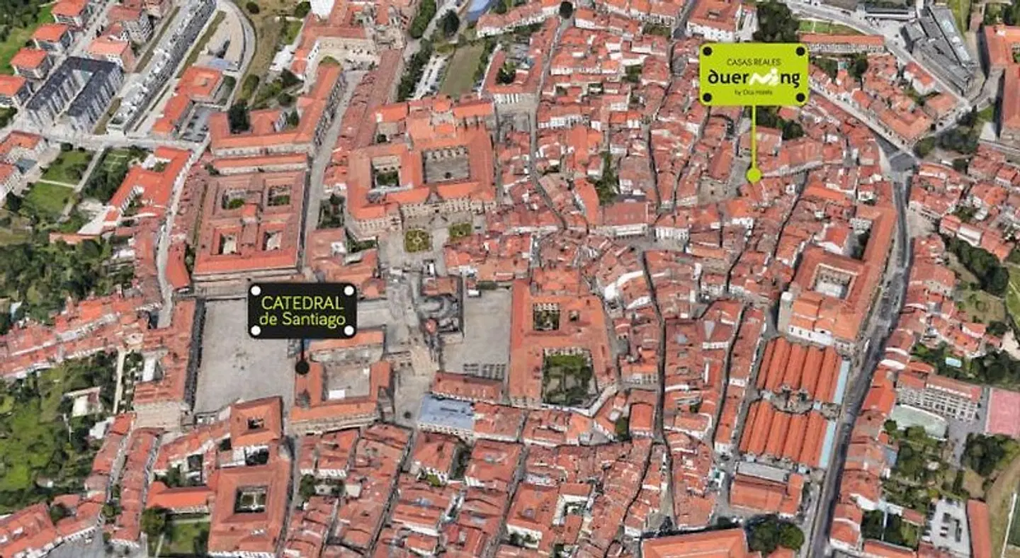 Apartamentos oca casas reales Bar