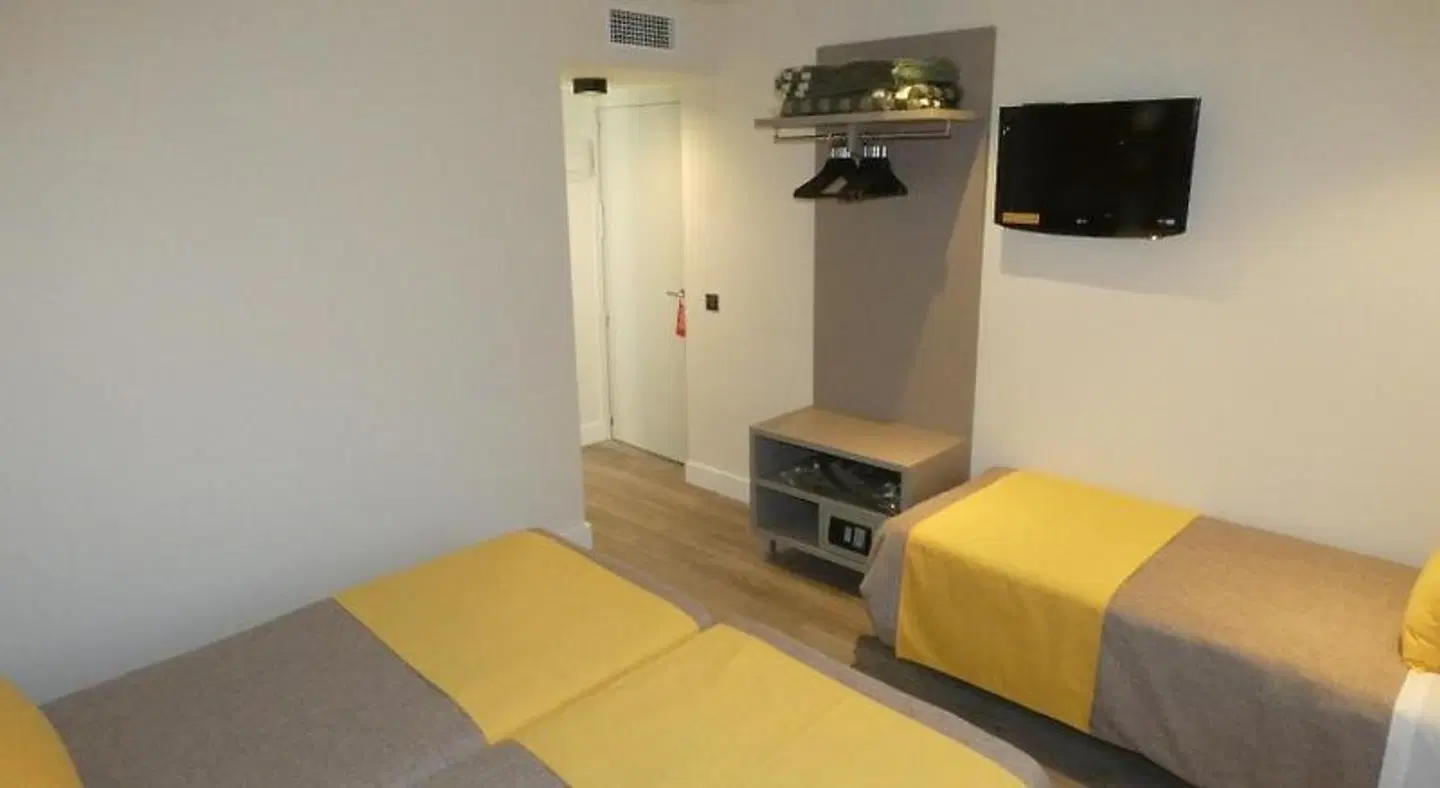 Zeus ROOM_EXAMPLE