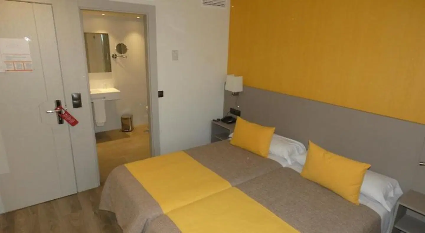 Zeus ROOM_EXAMPLE