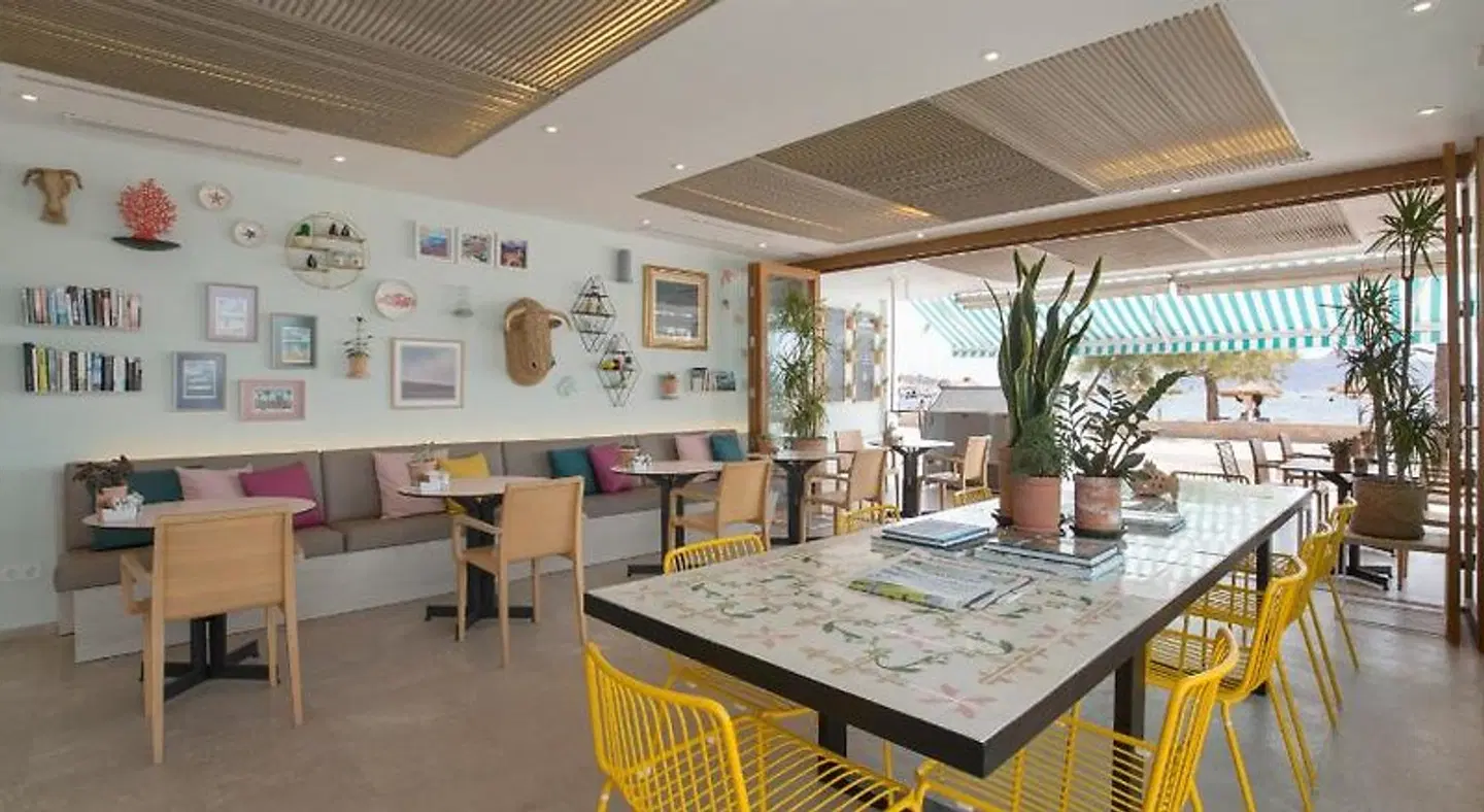 La Goleta Hotel de Mar Bar
