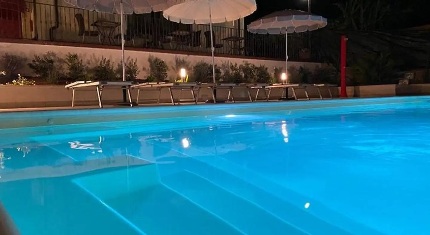 Villa Margherita OUTDOOR_POOL