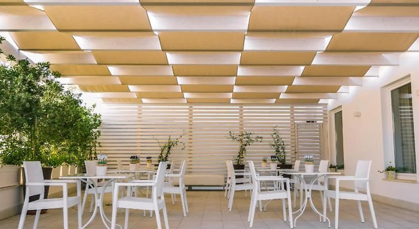 Il Gallo Bianco Terrasse