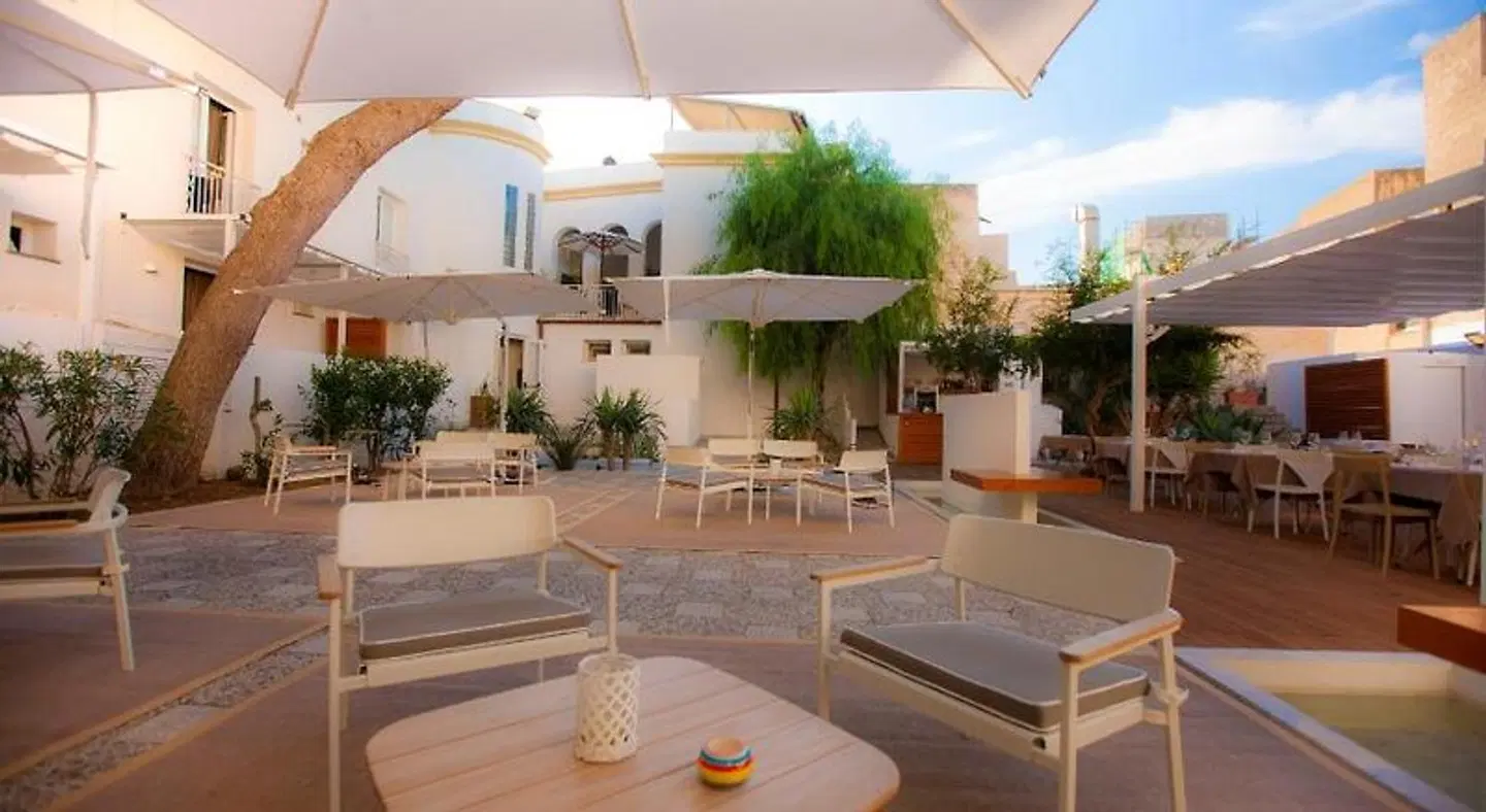 Aegusa Hotel Terrasse