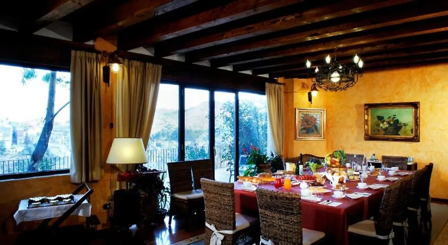La Casa sulla Collina d'Oro Restaurant