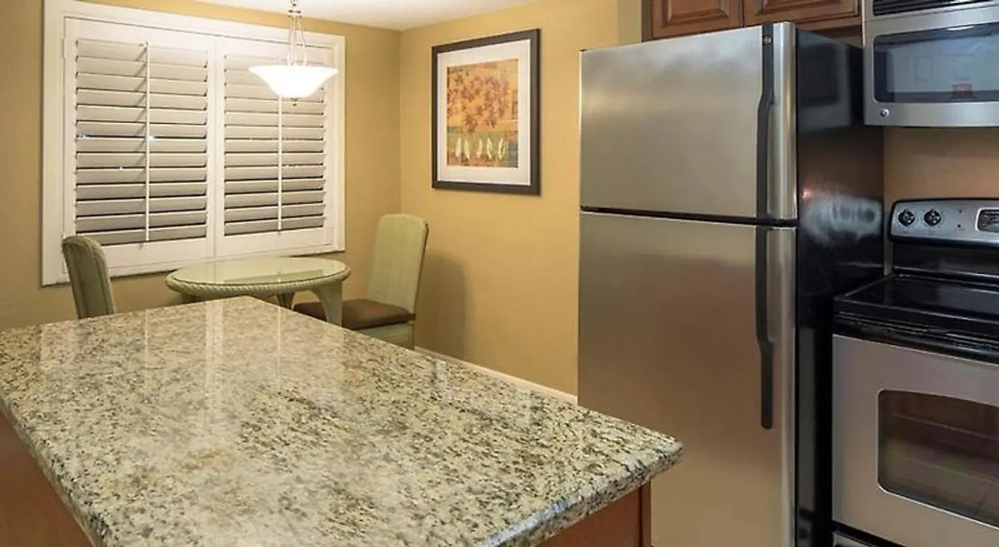 Orlandos Sunshine Resort ROOM_EXAMPLE
