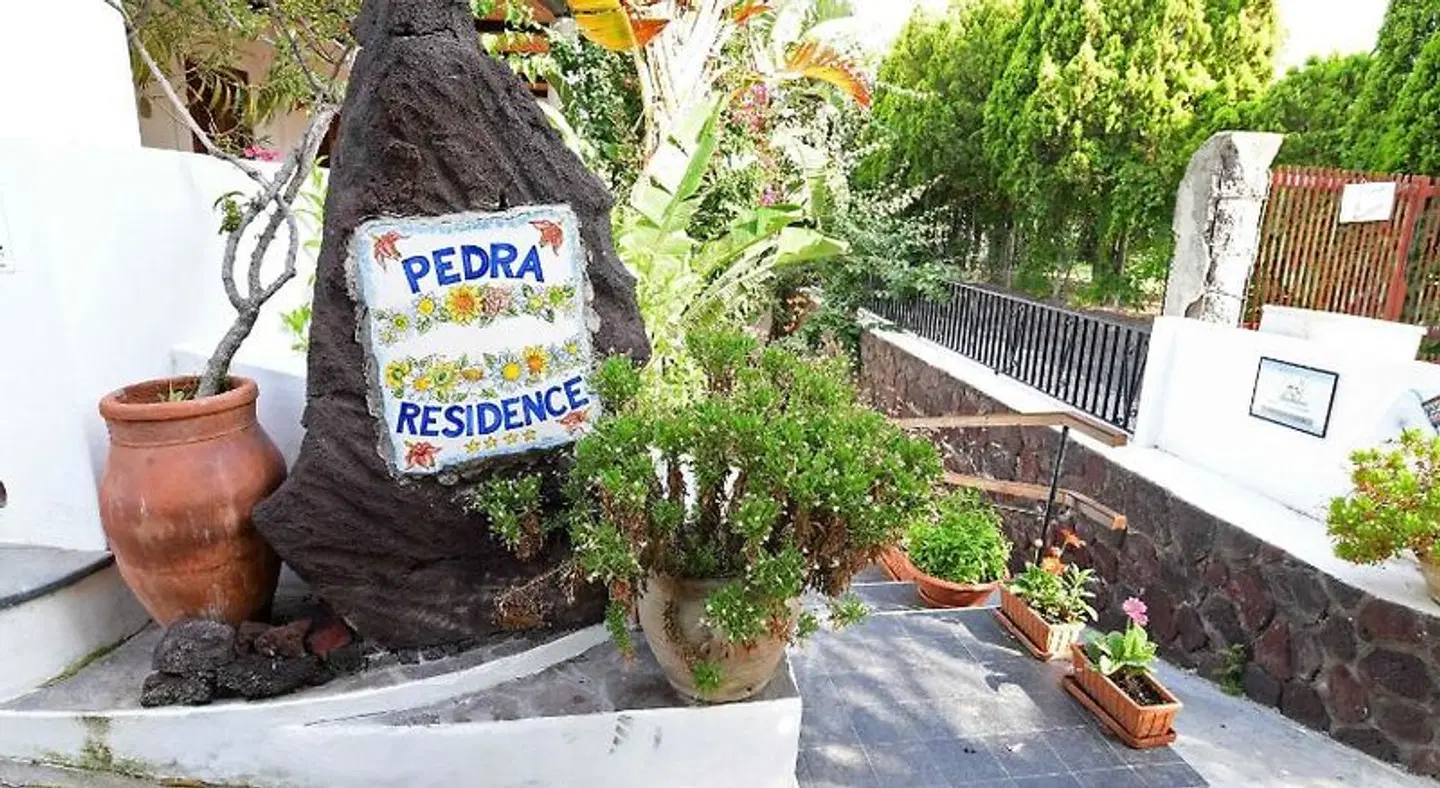 Pedra Residence LANDSCAPE