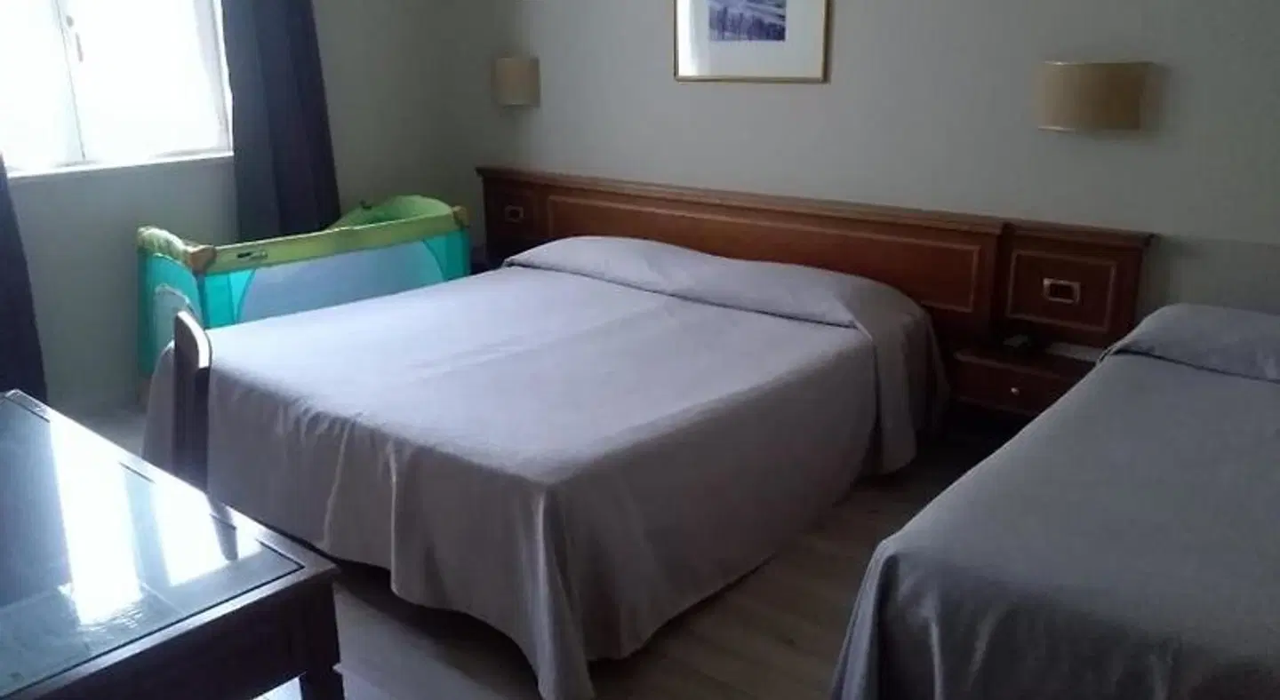 Valentino ROOM_EXAMPLE