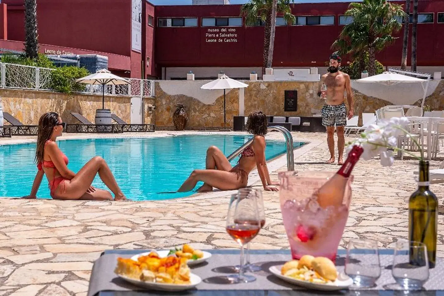 Leone de Castris Wine Hotel - Villa Donna Lisa OUTDOOR_POOL