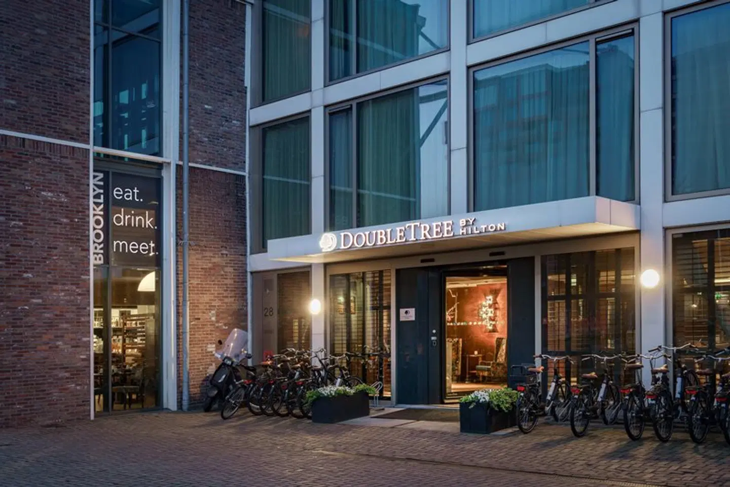 DoubleTree by Hilton Hotel Amsterdam - NDSM Wharf EXTERIOR