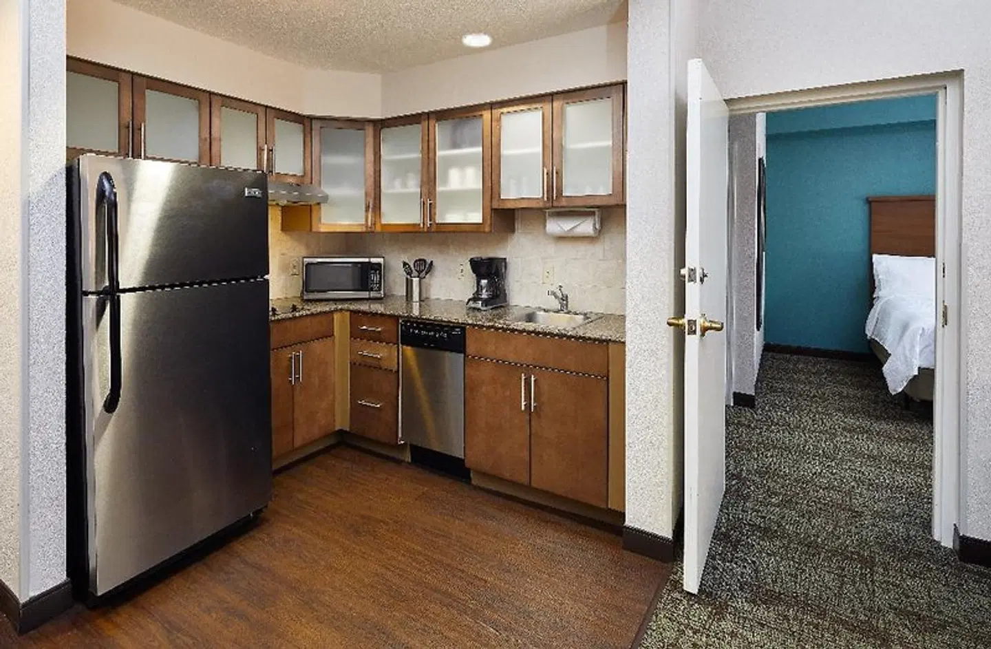 Staybridge Suites Orlando Airport South ROOM_EXAMPLE