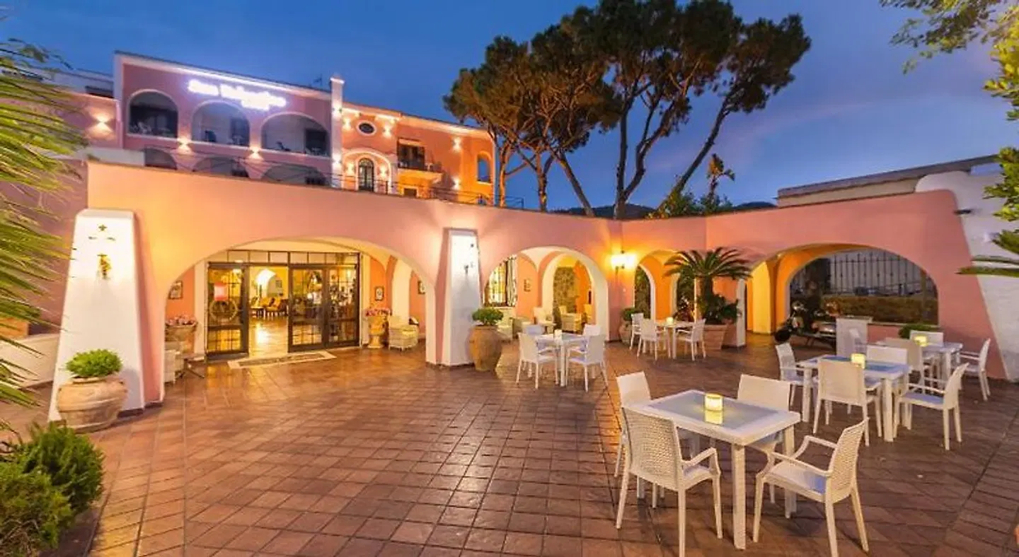 San Valentino Terme Terrasse