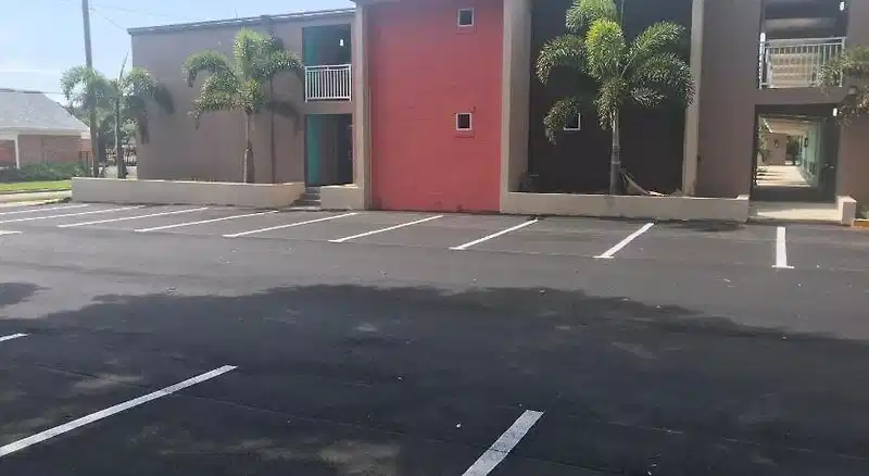 Tropical Inn & Suites – Hotelfoto