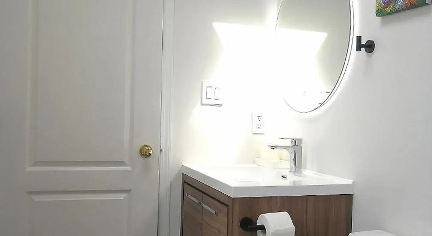 Marpole Guest House Badezimmer