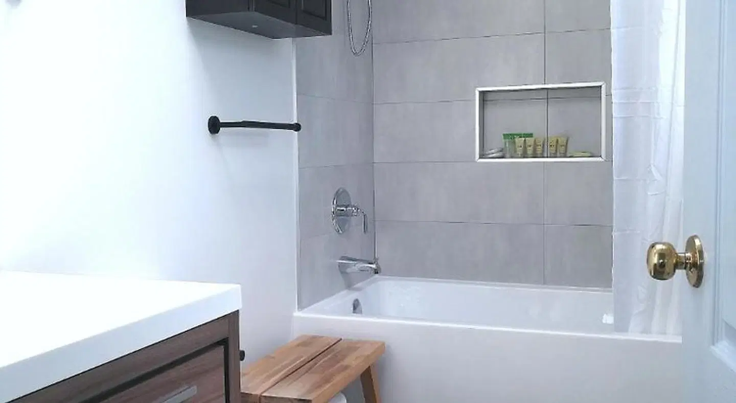 Marpole Guest House Badezimmer