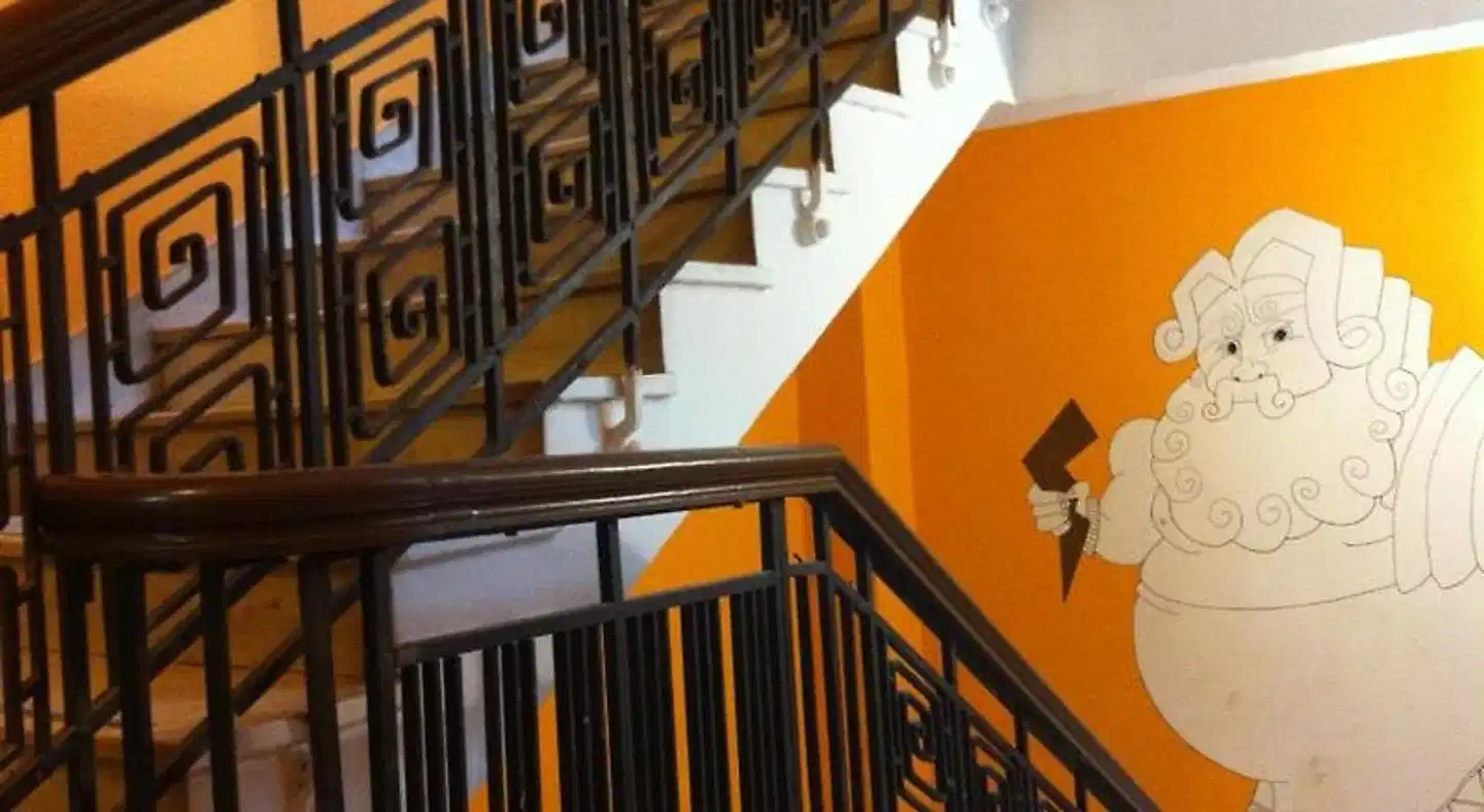 Zeus Hostel Lobby