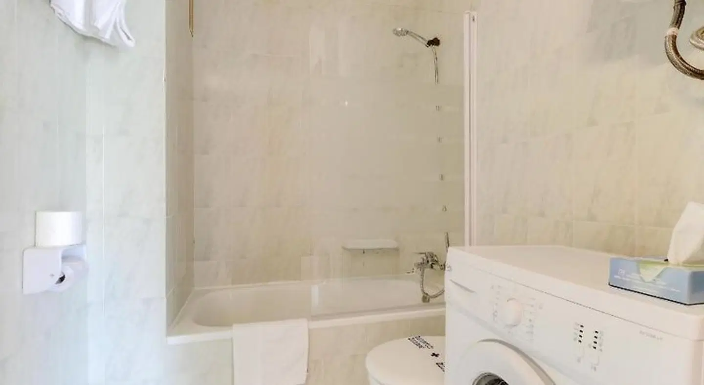 Apartamentos Llevant Badezimmer