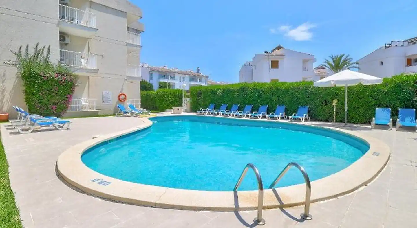 Apartamentos Llevant Pool