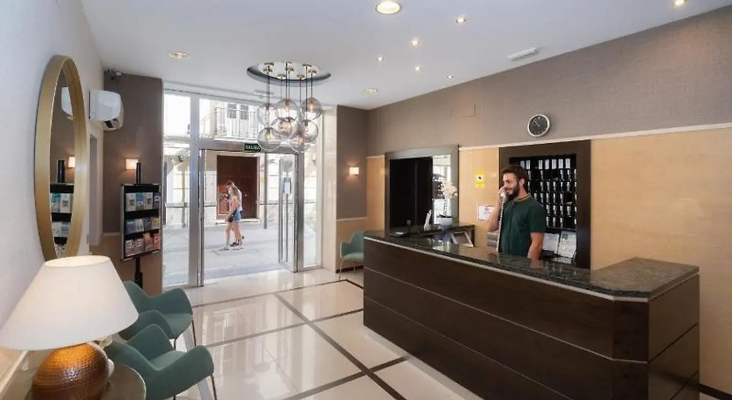 Sur LOUNGE_LOBBY