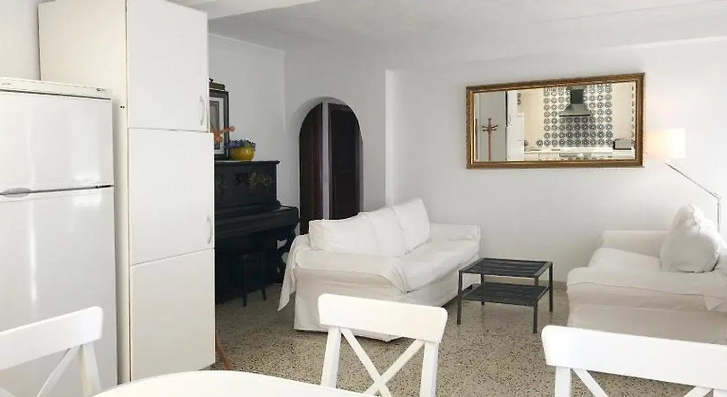 Apartamentos Turísticos La Mundial ROOM_EXAMPLE