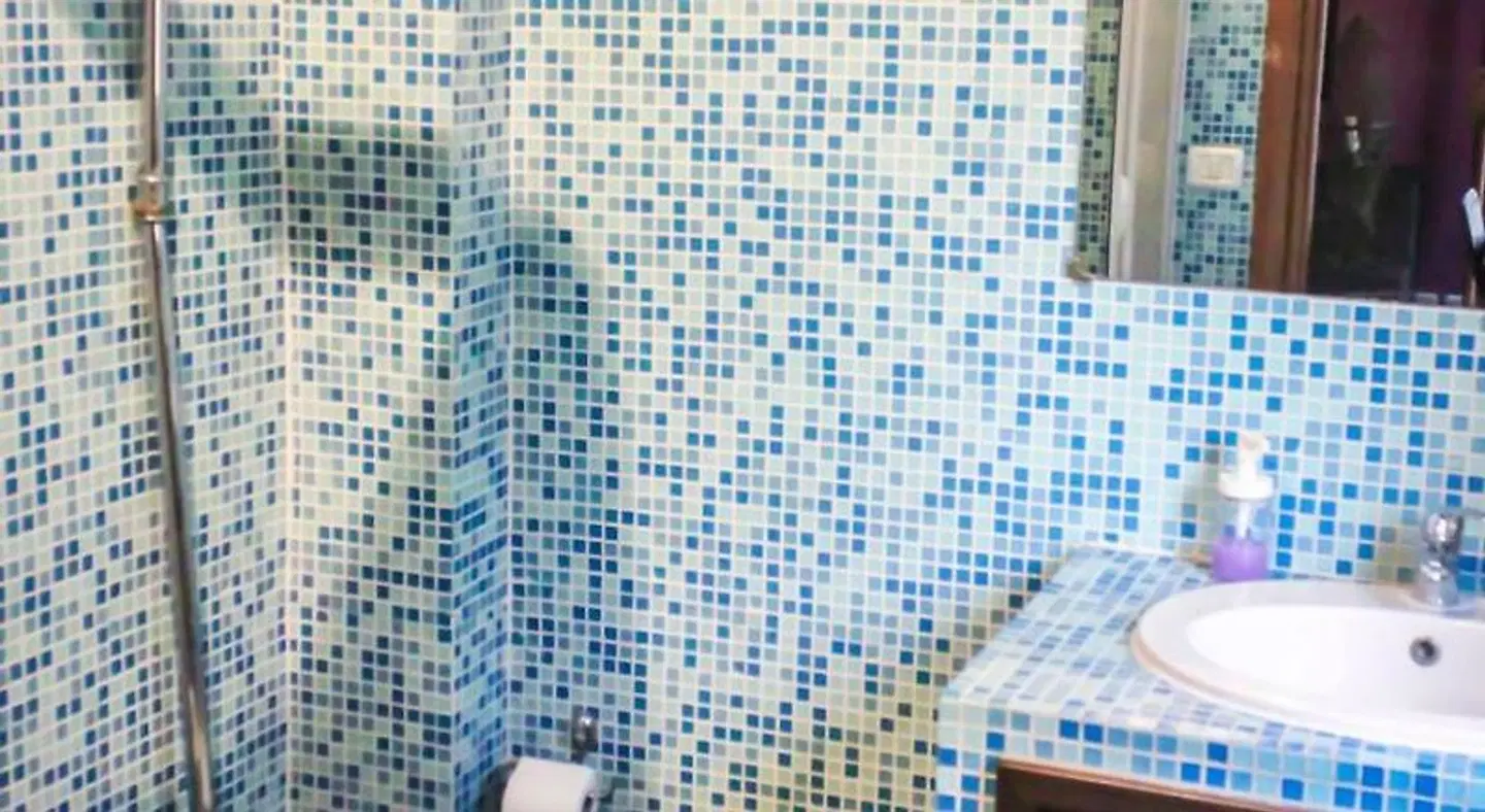 B&B Globetrotter Catania Badezimmer