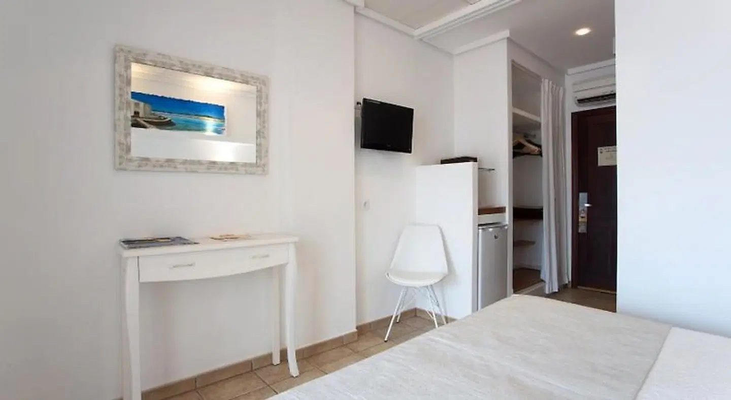 Hotel Bahía Formentera ROOM_EXAMPLE