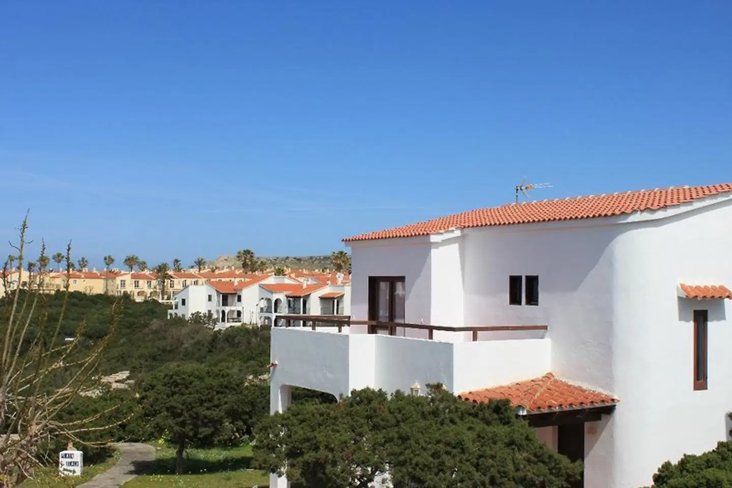 Yucas Homes EXTERIOR