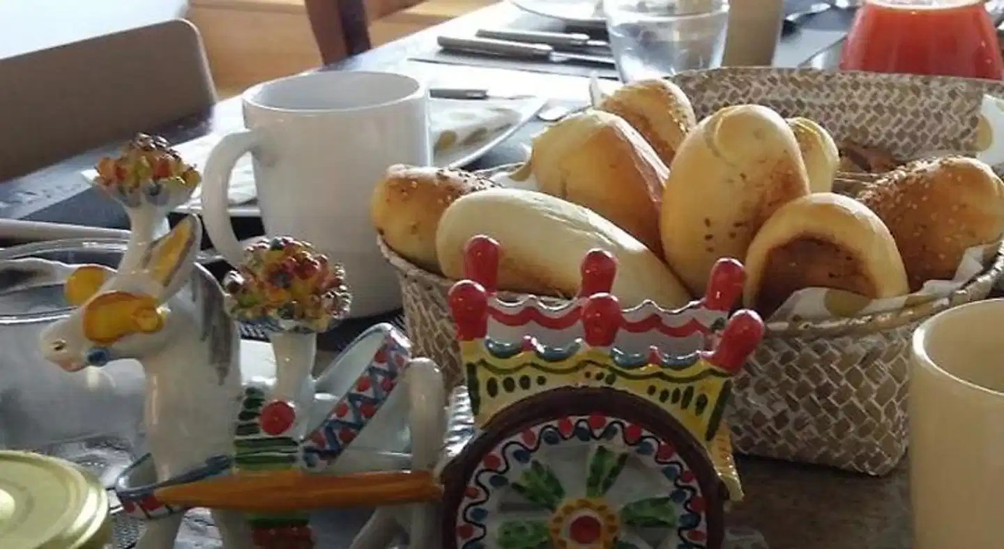 Ad Hoc Rooms Restaurant