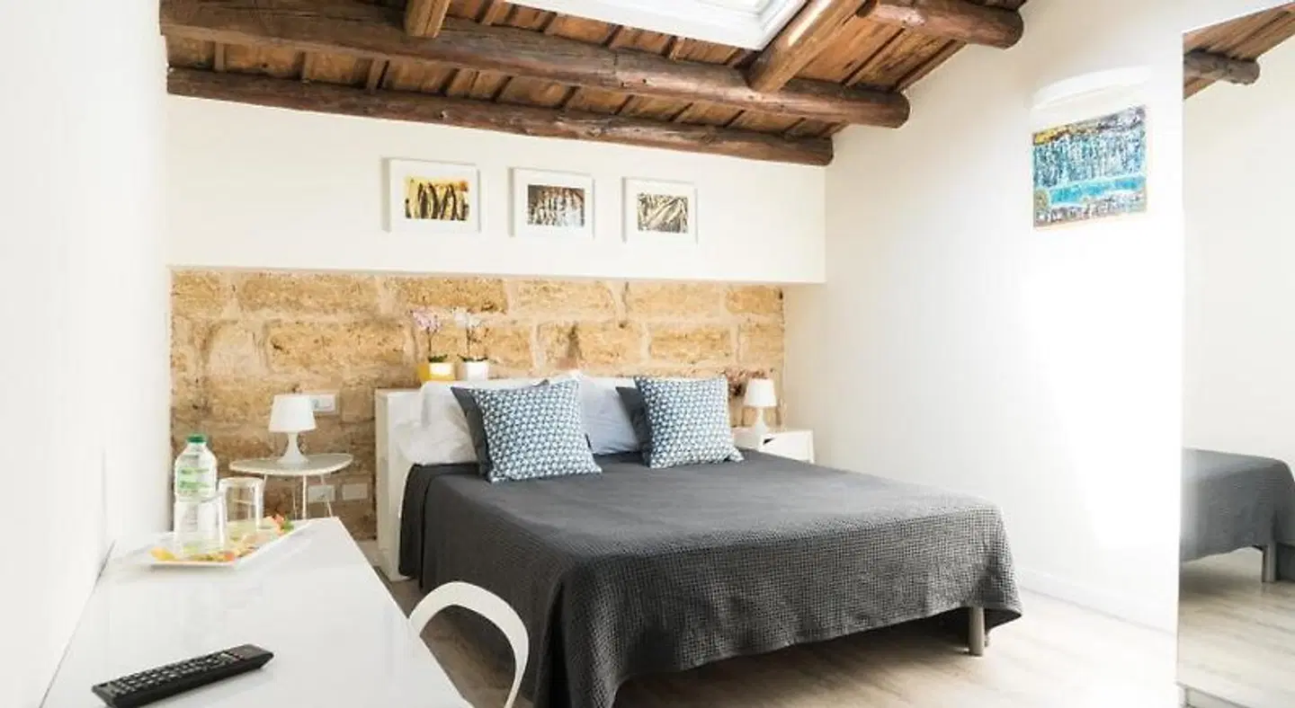 B&B Cannoli ROOM_EXAMPLE
