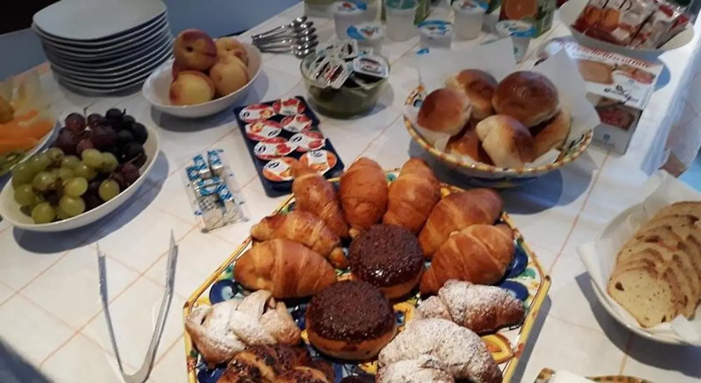 B&B Il Mandorlo PEOPLE