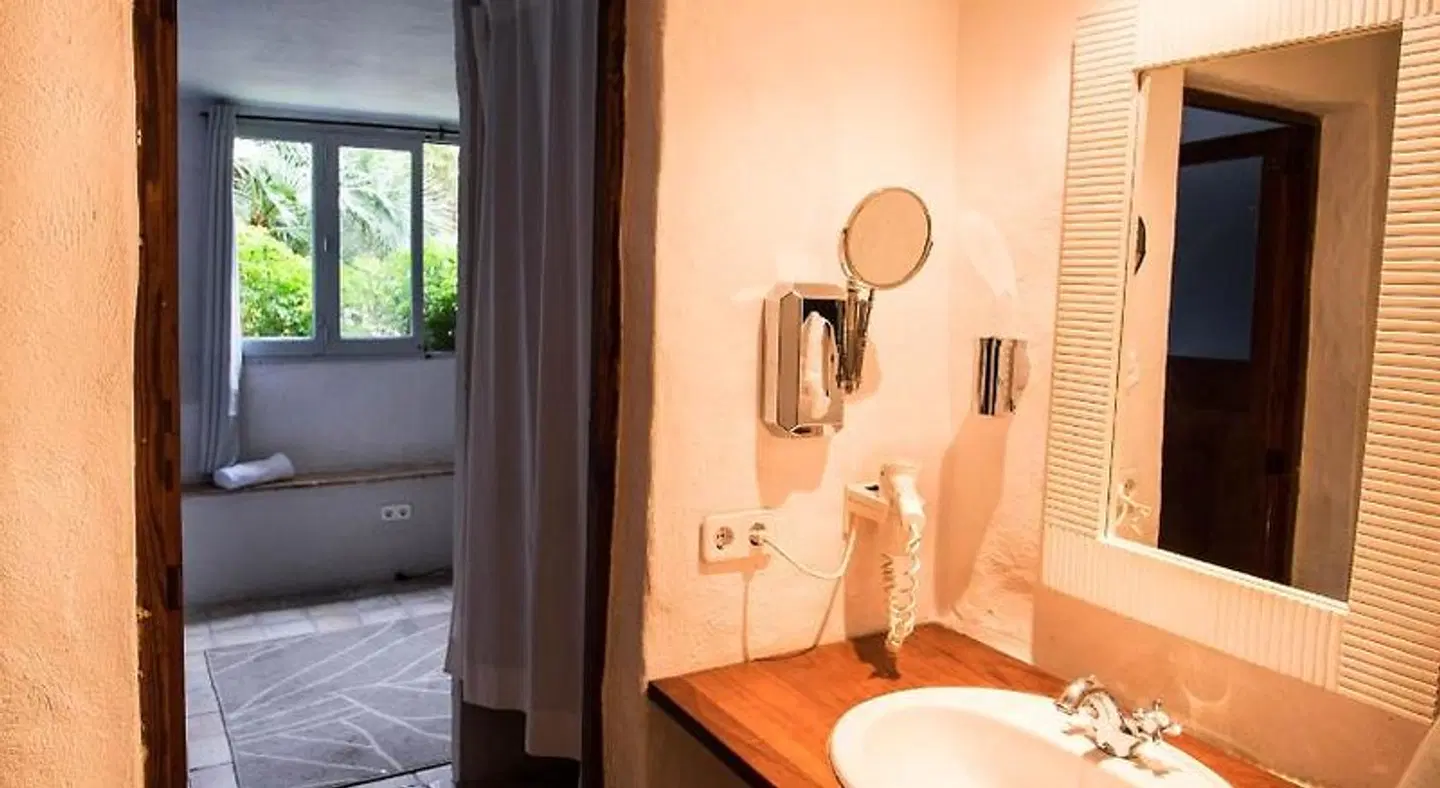 S'Hostal d'Esporles Badezimmer