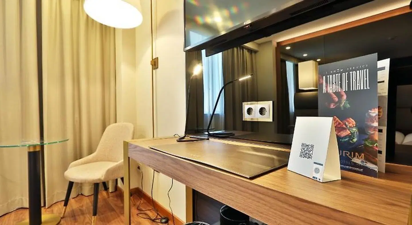TURIM Iberia Hotel ROOM_EXAMPLE
