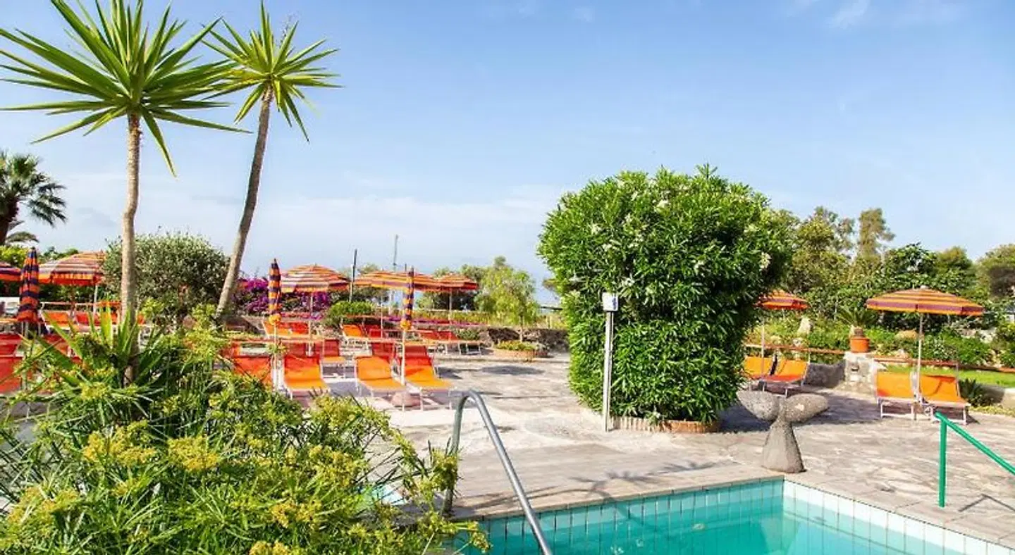 La Mandorla Garten