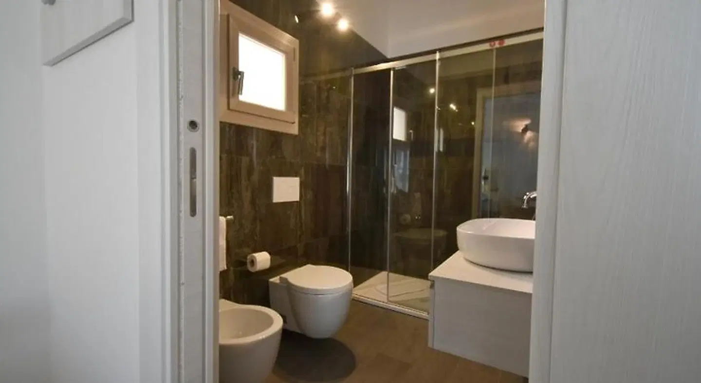 Cavour Badezimmer