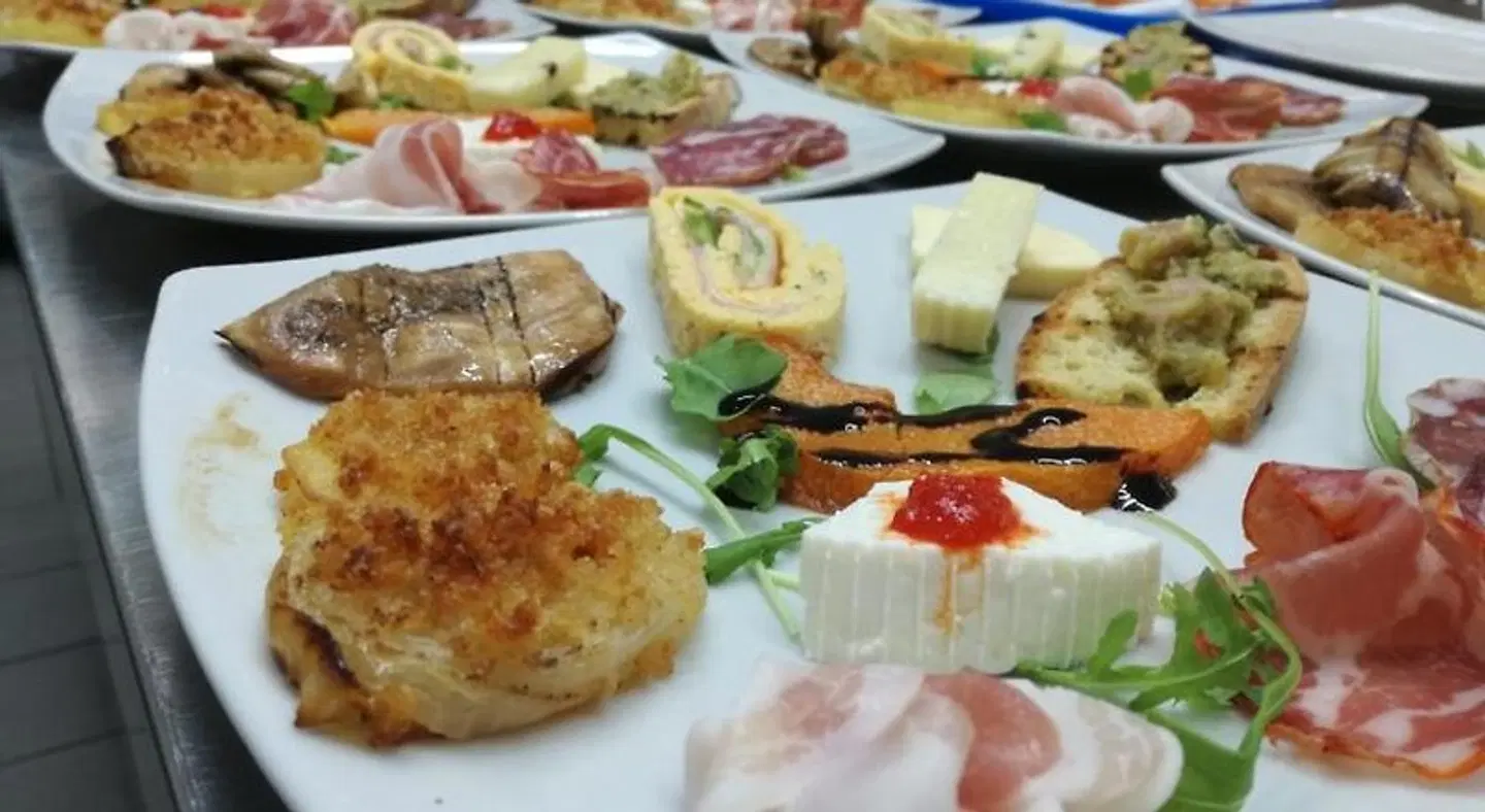 Mama Lina Restaurant