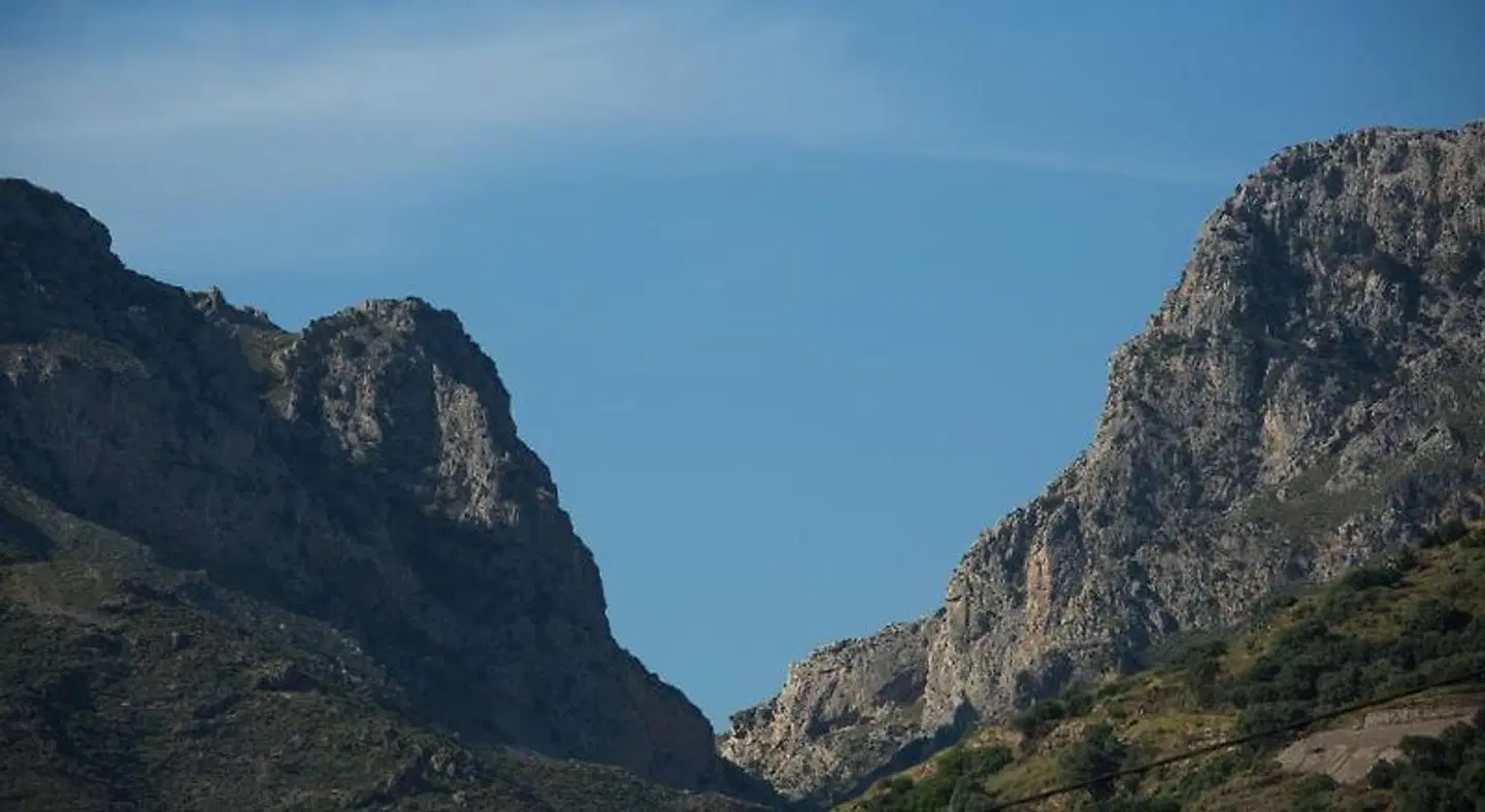 Morpheas Apartments LANDSCAPE