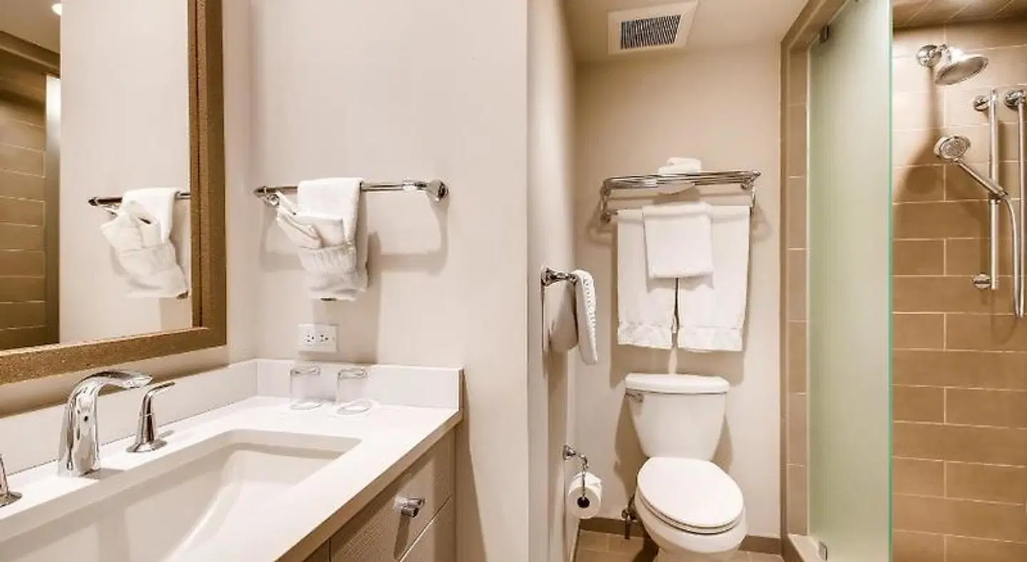 Lodge Tower Badezimmer