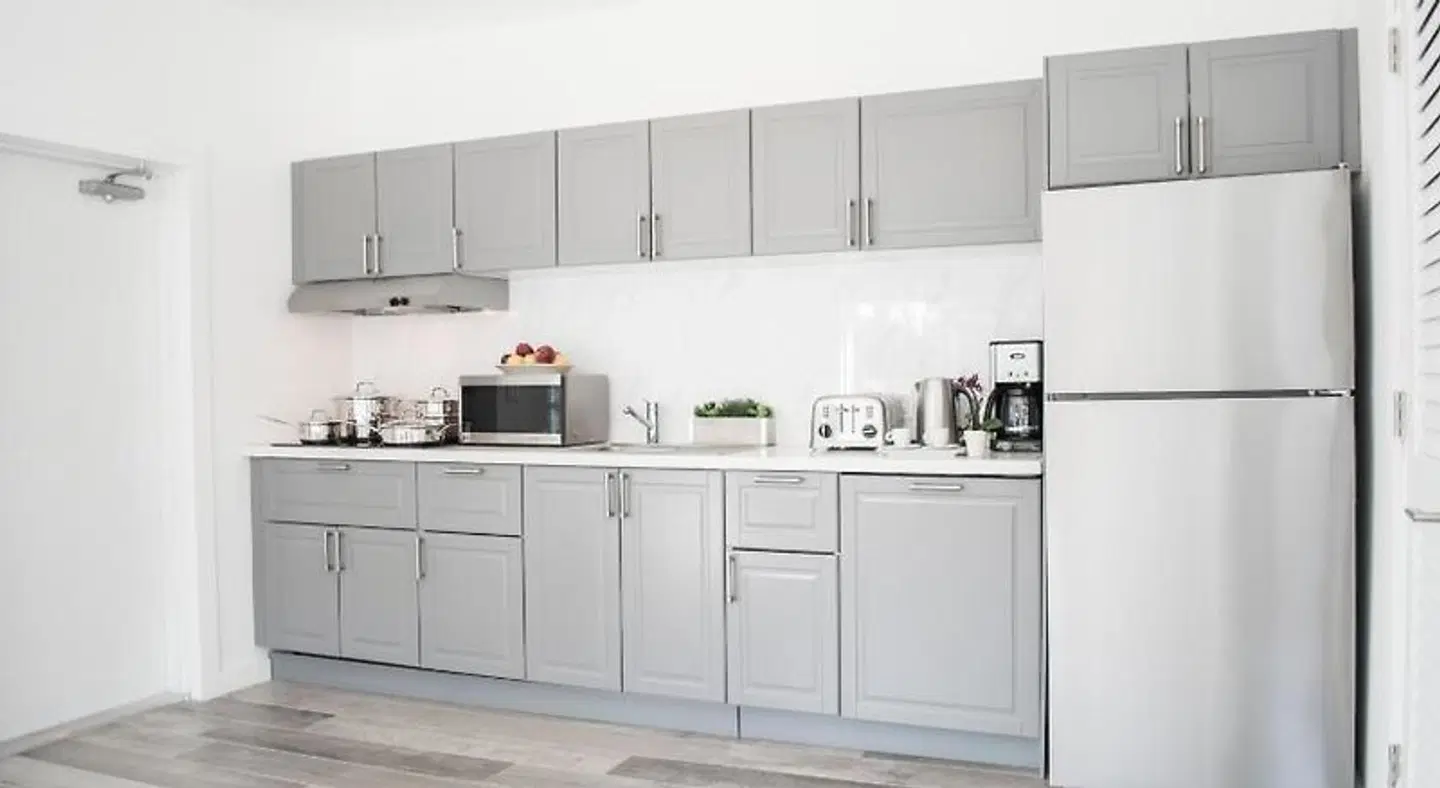 Sobe Lux MODEL_IMPRESSION