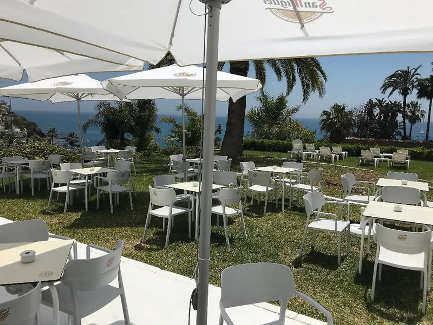 First Flatotel International Terrasse