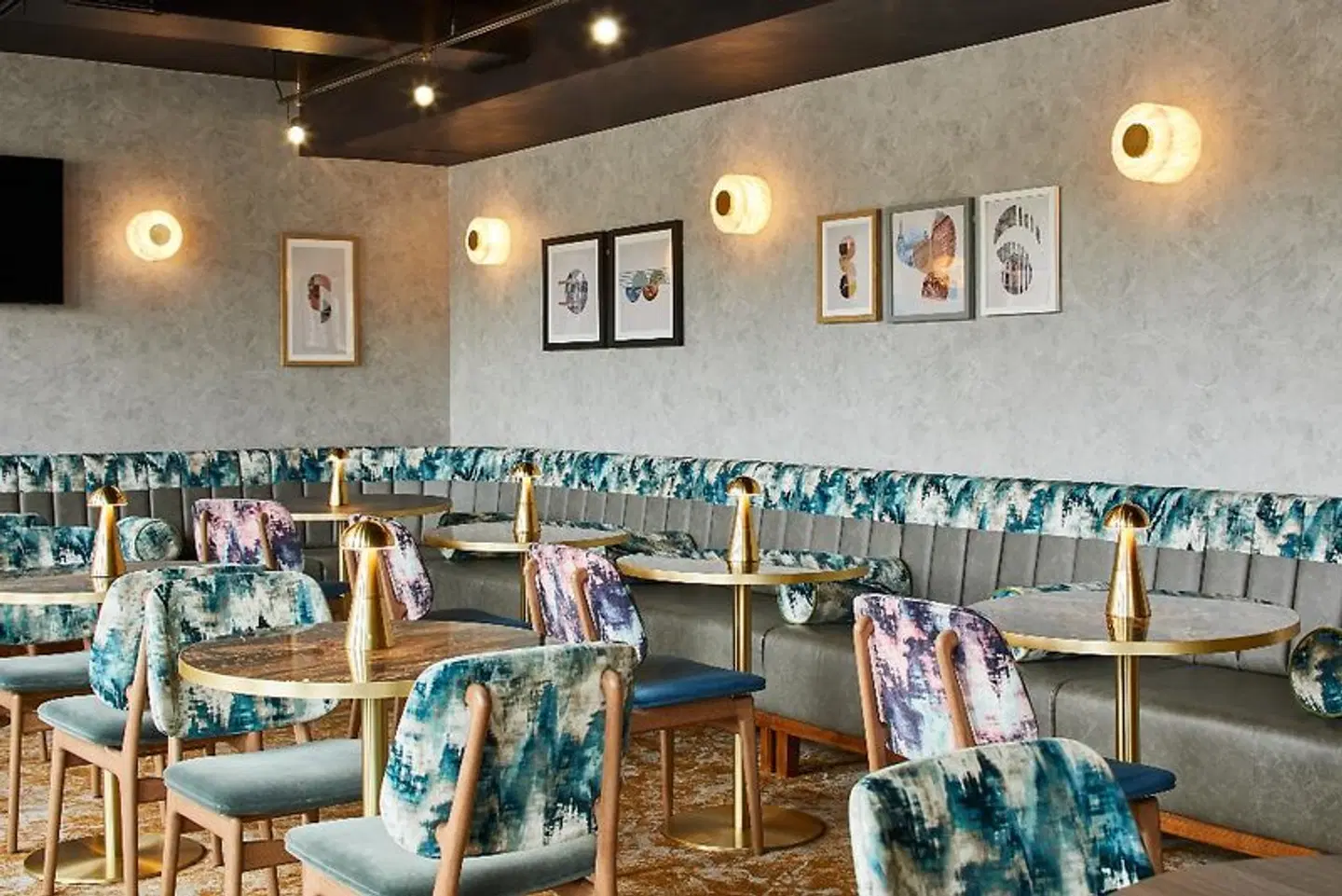 Jurys Inn Edinburgh Bar
