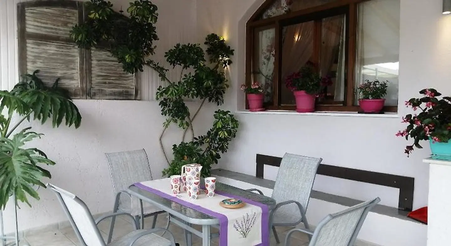 Kiki's Apartments Terrasse
