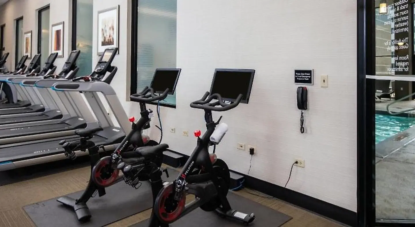 Grand Hyatt Denver SPORTS_AND_LEISURE