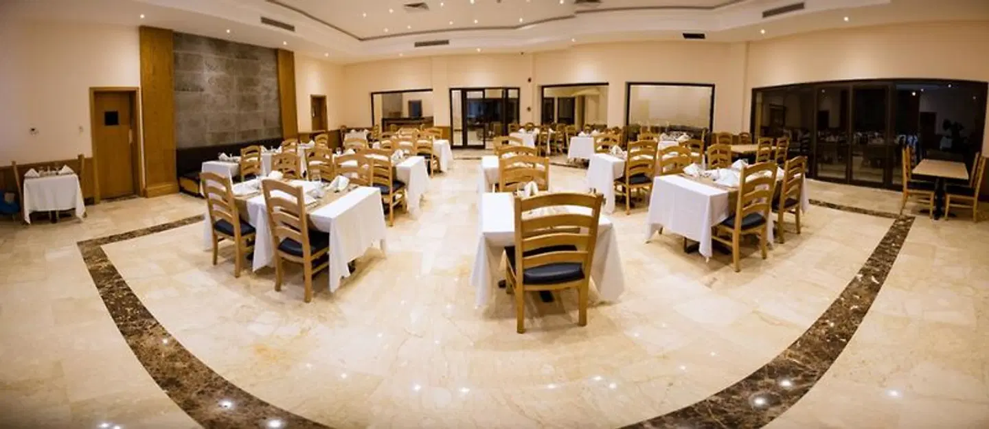 Sky View Suites Hotel Restaurant