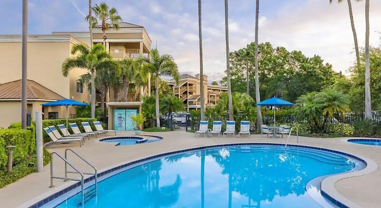 Marriott's Imperial Palms Villas OUTDOOR_POOL