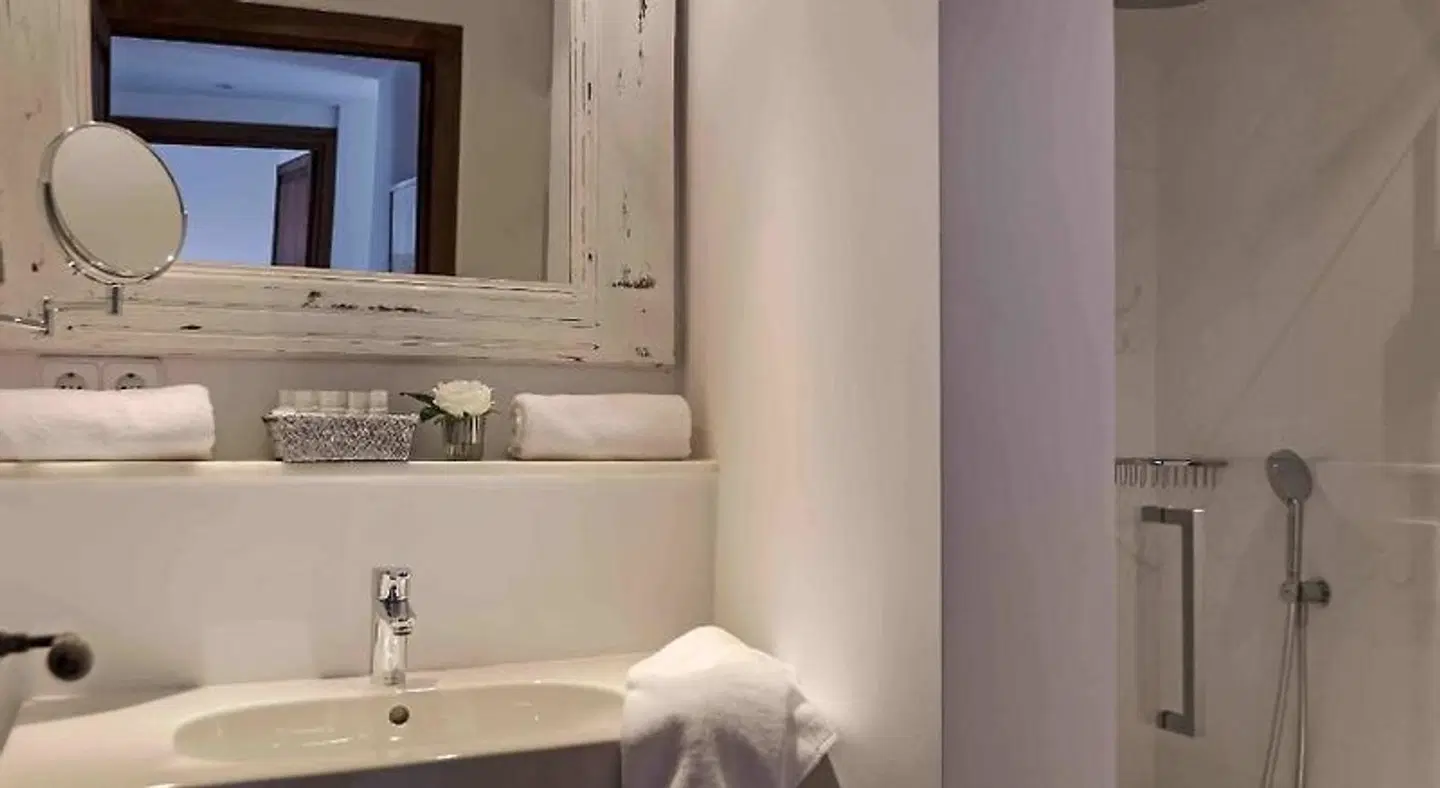StayCatalina Boutique Hotel-Apartments Badezimmer