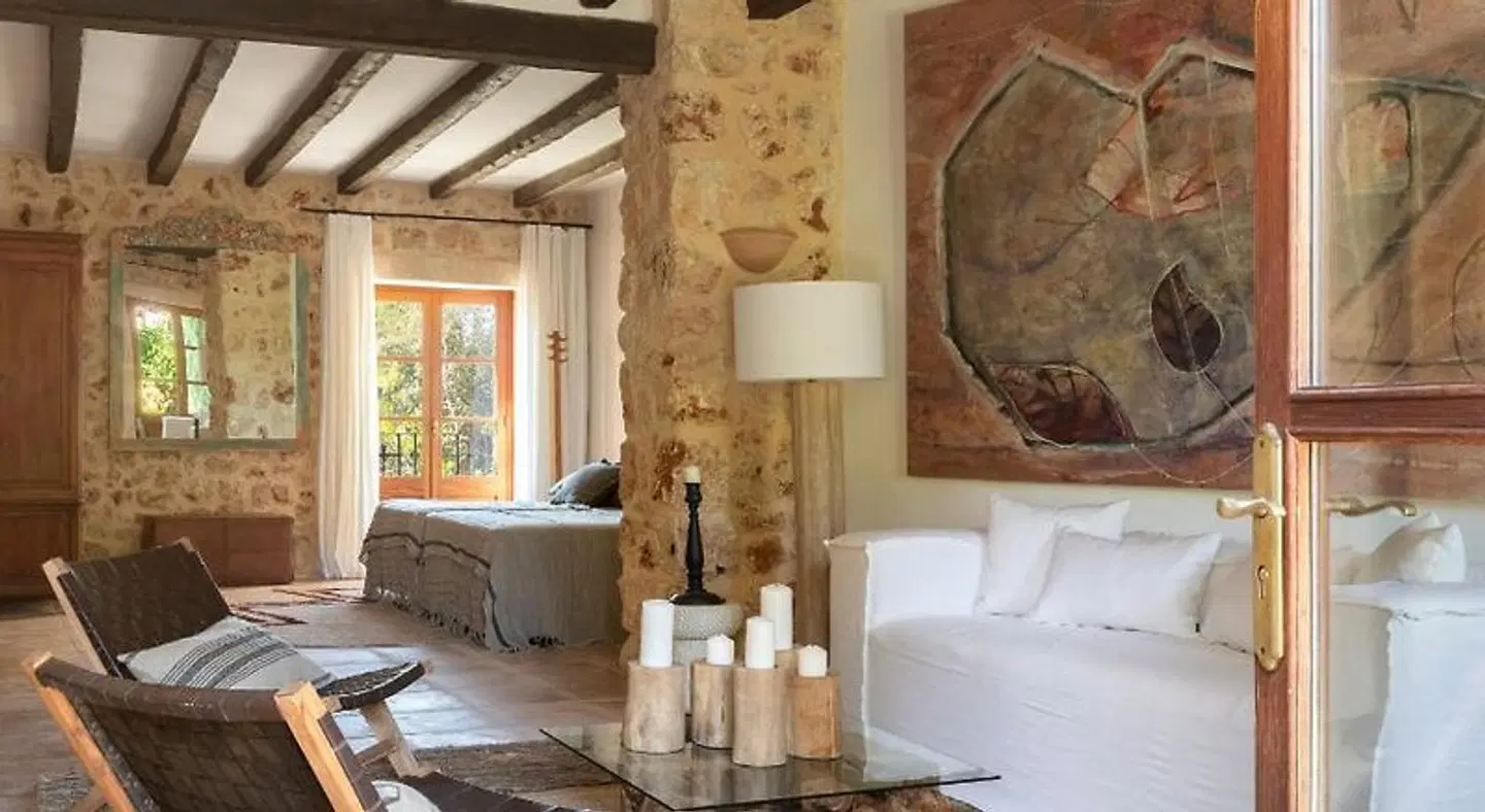 Son Fogueró ROOM_EXAMPLE