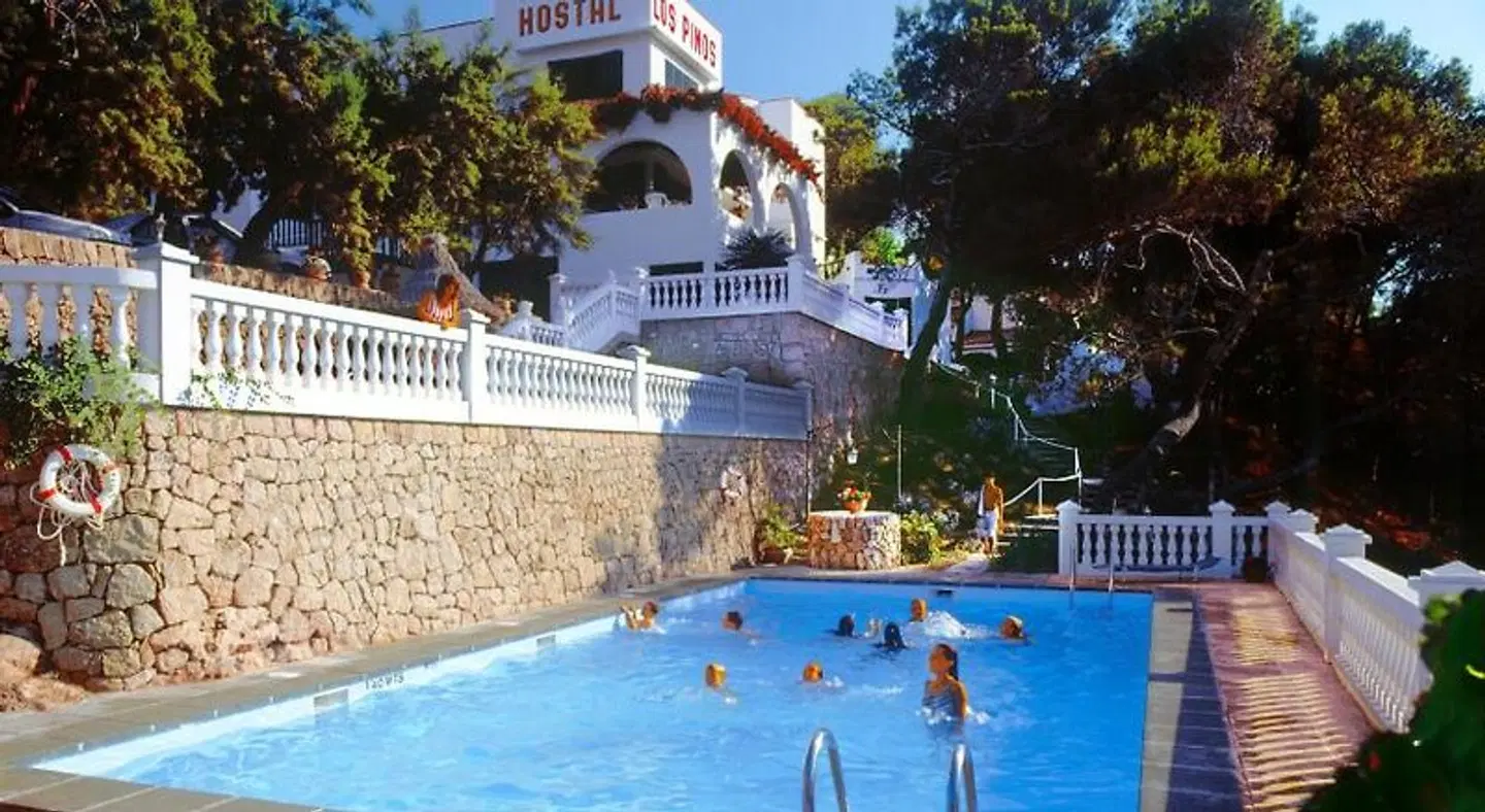 Hostal Los Pinos OUTDOOR_POOL
